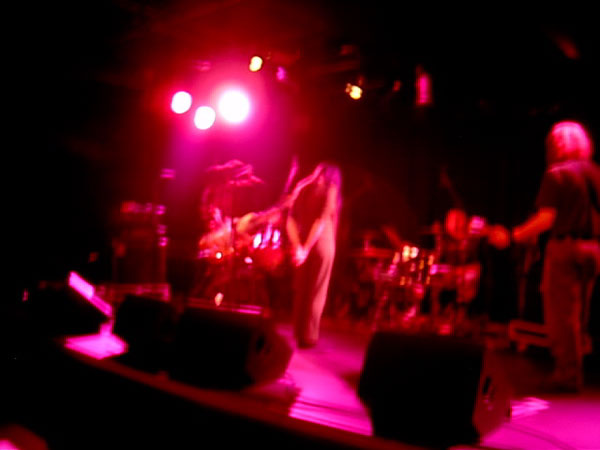 2005-10-07 Jarboe in Rot1